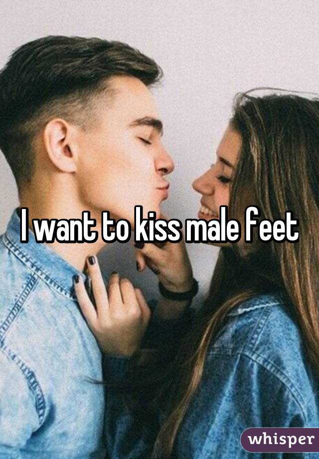 Kiss male feet